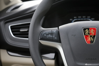 2015款荣威360 20T双离合旗舰版