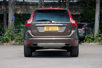 2016款沃尔沃XC60 2.5T T6AWD智越版