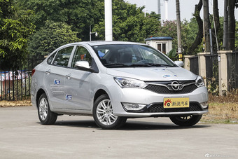 2016款海马M3 1.5L手动智能舒适型