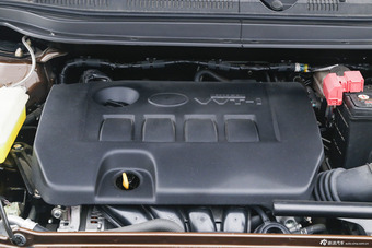 2015款骏派D60 1.8L自动尊贵型