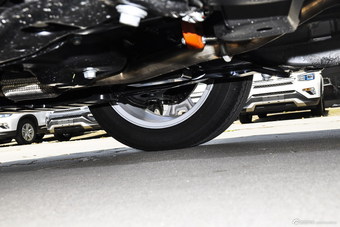 2016款长安CS15 1.5L手动豪华版