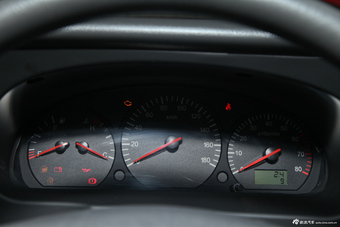 2011款金杯海狮2.0L豪华型