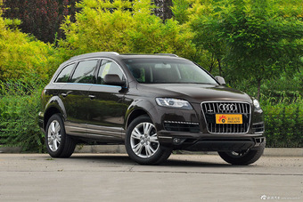 2015款奥迪Q7 40TFSI典藏型