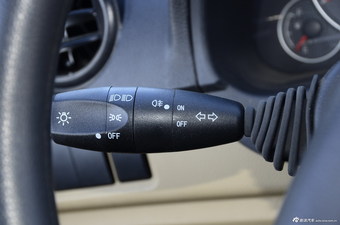 2015款小康C37 1.5L手动经典型