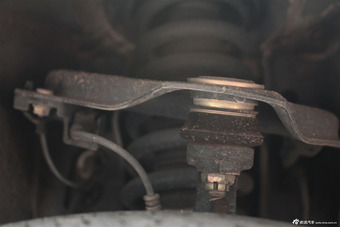 2012款东风本田艾力绅2.4 VTi-S尊贵版