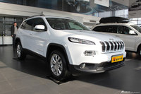 2014款自由光2.4L自动精锐版