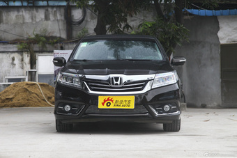 2013款凌派1.8L自动旗舰版