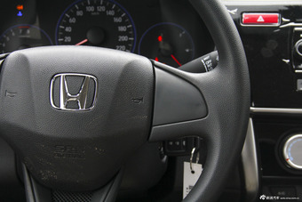 2015款锋范 1.5L手动豪华版