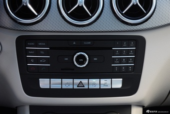 2015款奔驰B级B200动感型