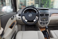 2015款凯越1.5L手动尊享型