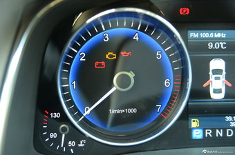 2015款红旗H7 1.8T自动豪华型