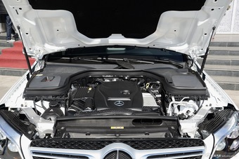 2016款奔驰GLC300 2.0T自动4MATIC豪华型图片