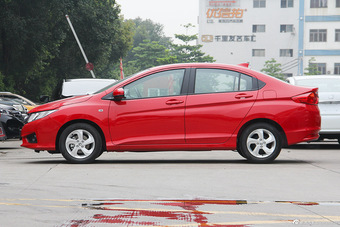 2015款锋范1.5L CVT自动豪华版