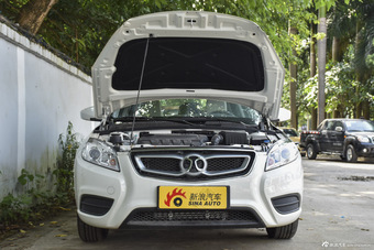 2015款绅宝D50 1.5L CVT标准超值导航版