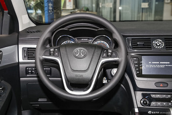 2016款北汽绅宝X55 1.5T自动CVT舒适版