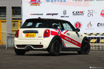2015款MINI COOPER S 2.0T手动