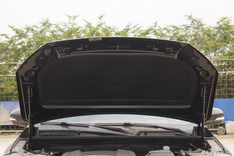 2016款CS75 1.8T自动精英型国4