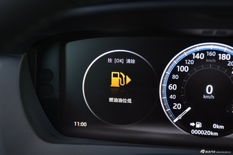 2016款捷豹F-PACE 3.0T自动R-SPORT 运动版