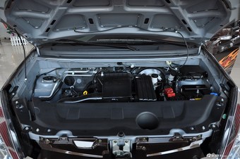 2014款利亚纳A6三厢1.4L手动畅想型