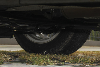 2015款福克斯两厢1.5T自动精英型