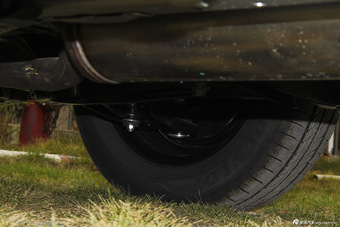 2014款YARiS L 致炫1.3L手动魅动版