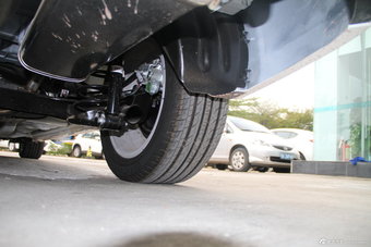 2015款悦翔V7 1.6L 手动乐享型