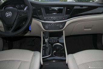 2015款威朗1.5L自动进取型15S