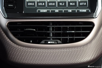 2015款标致2008  1.6THP自动领航版