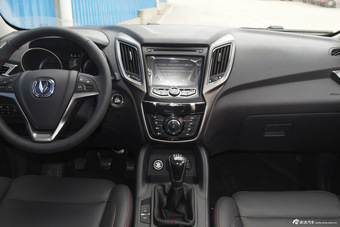 2016款CS75 2.0L手动领先型国4