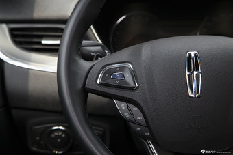 2014款林肯MKC 2.0T自动两驱尊雅版