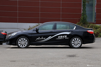 2015款雅阁2.4L自动LX舒适版