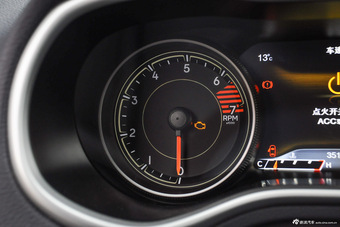 2016款自由光2.4L自动全能版