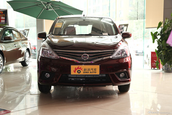 2013款骊威 1.6L自动XE舒适版图片