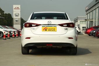 2016款马自达3昂克赛拉1.5L自动三厢尊贵型