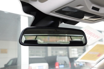 2015款捷豹XJL2.0T两驱典雅商务80周年典藏版