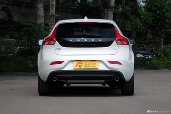 2016款沃尔沃V40 2.0T T4智雅版