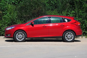 2015款福克斯两厢1.6L自动风尚型