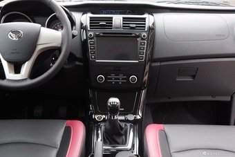 2014款北汽幻速S3 1.5L手动豪华型（国5）