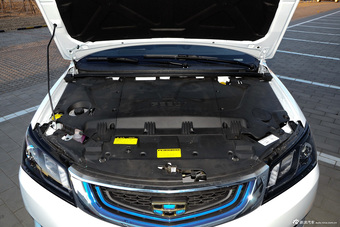 2016款吉利帝豪EV三厢精英型