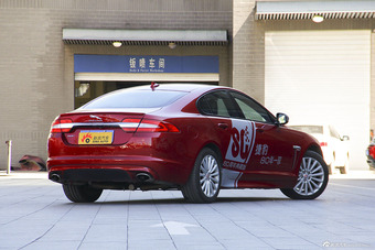 2015款捷豹XF3.0自动SC R-Sport豪华版