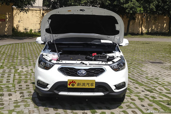 2015款骏派D60 1.5L手动标准型