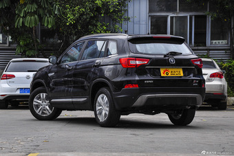 2016款长安CS75 1.8T自动精英型国5