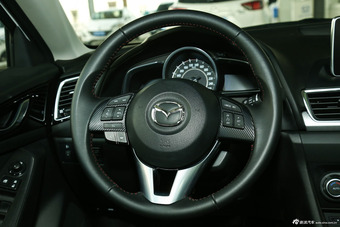 2016款马自达3昂克赛拉1.5L自动三厢尊贵型