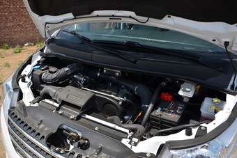 2016款瑞风M52.0T自动汽油商务版