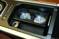 2011款揽胜极光2.0T