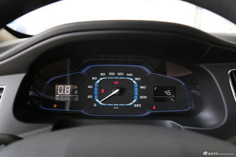 2016款荣威360 1.5L手动智屏版