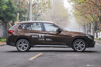 2014款宝马X1 xDrive20i X设计套装