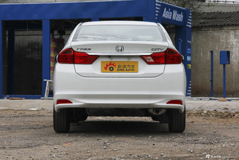 2015款锋范 1.5L手动进取版