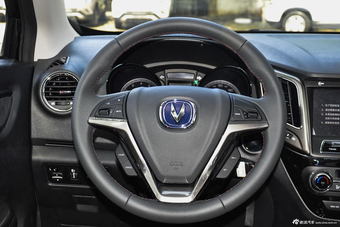 2016款长安CS15 1.5L手动豪华版