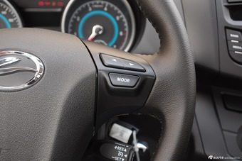 2014款陆风X5 2.0T自动创领版